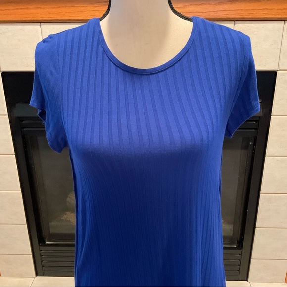 Apt 9 Cobalt Blue Short Sleeve Top, Women’s Sz S - Daisy Infinity Scarf - Picture 3 of 12